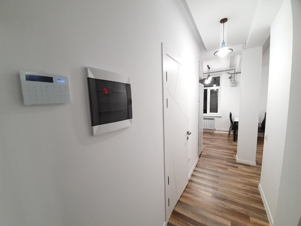 Апартаменты White New Apartments Ultracentral 2-rooms in the Heart Chisinau Кишинёв